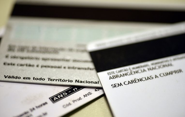 Planos de saúde devem cobrir tratamentos que não estão na lista da ANS