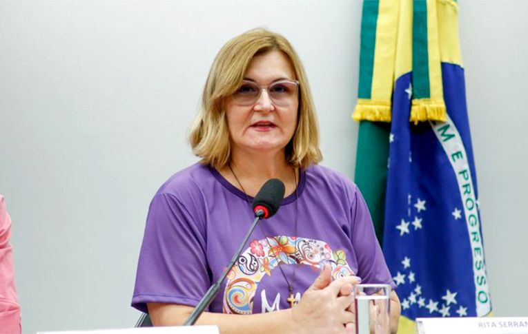 Rita Serrano, presidenta da Caixa, aponta crescimento do banco público sob sua gestão