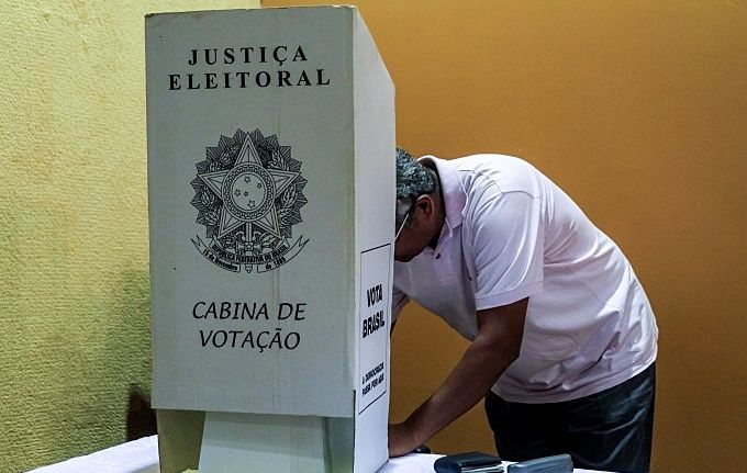 Saiba como justificar ausência de voto em caso de covid-19