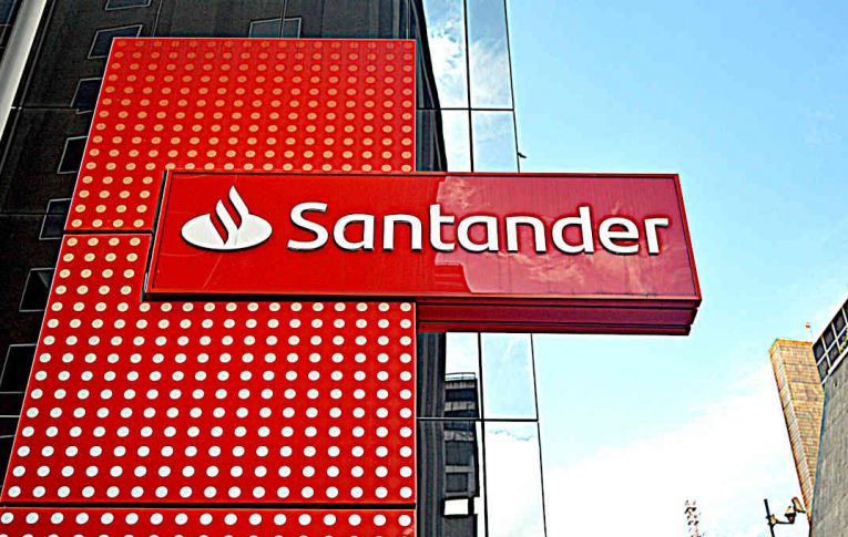 Santander negligencia sofrimento dos seus funcionários