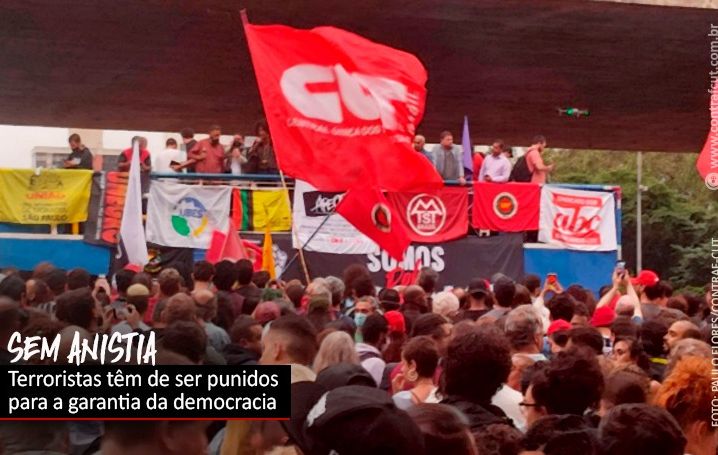 Sem anistia! População defende a democracia e pede punição de criminosos