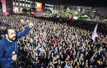 Sem-teto protestam contra criminalização e por retomada do Minha Casa, Minha Vida