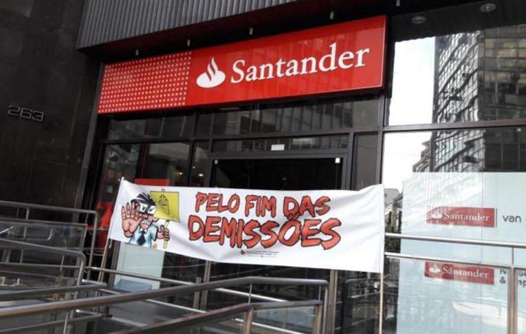 Sentença contra o Santander fortalece a luta sindical em todo o país, afirma bancária