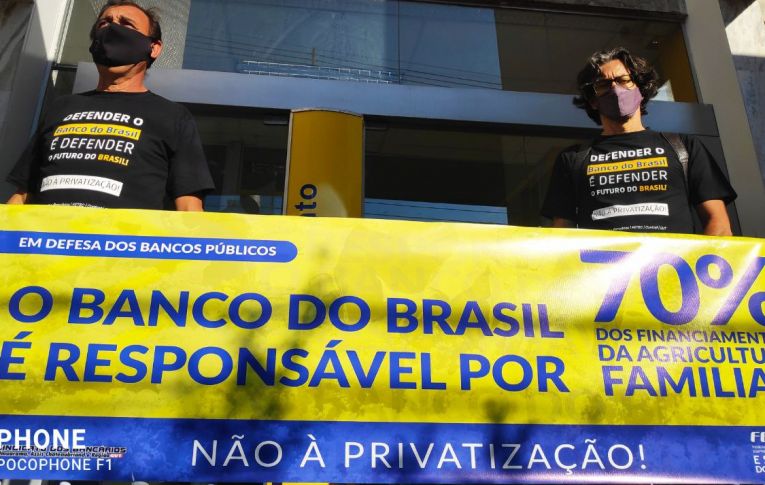 Sindicato de Umuarama participou de mais um Dia de Luta contra a Privatização do Banco do Brasil