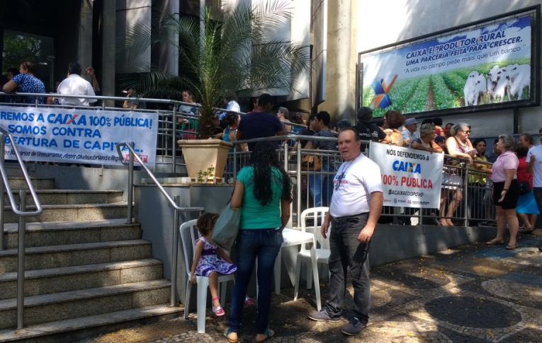 Sindicatos do Pactu participam da manifestação nacional em defesa da Caixa Econômica Federal