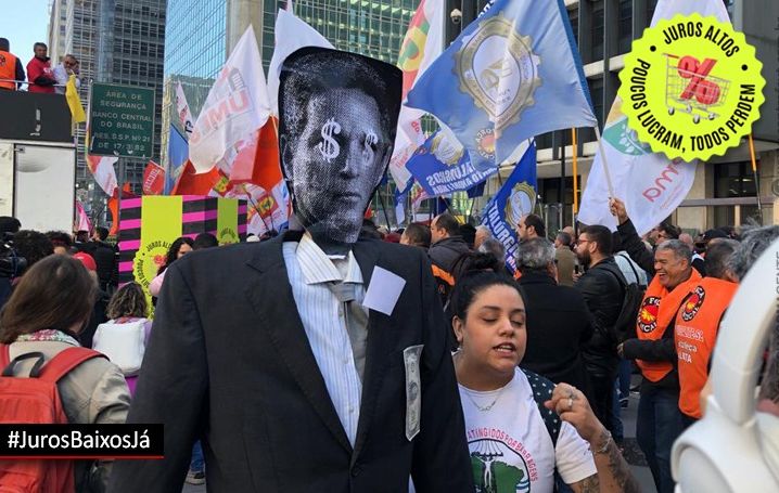 Sob pressão da sociedade, Copom agora vê corte de juros em agosto