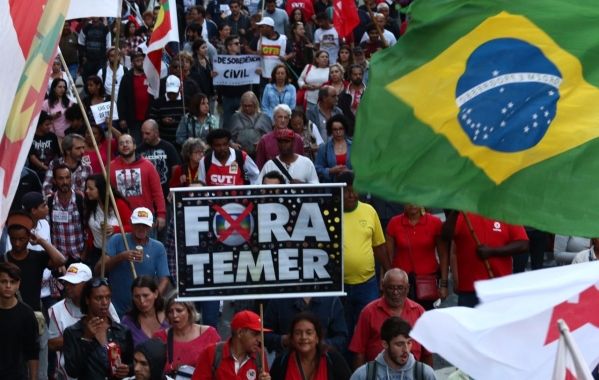 Terceirização: Michel Temer pensa que pode jogar no lixo o futuro da classe trabalhadora e do País