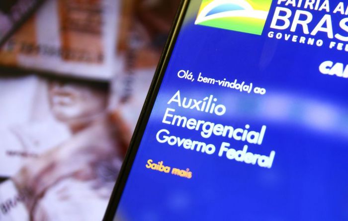 Trabalhador formal com salário atrasado há 3 meses pode receber auxílio emergencial