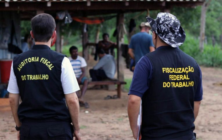 Trabalho escravo contemporâneo não traz correntes, torna a pessoa uma ‘coisa’