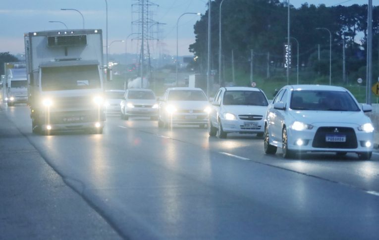 Após denúncias, Procon notifica bancos que financiam carros usados ou seminovos