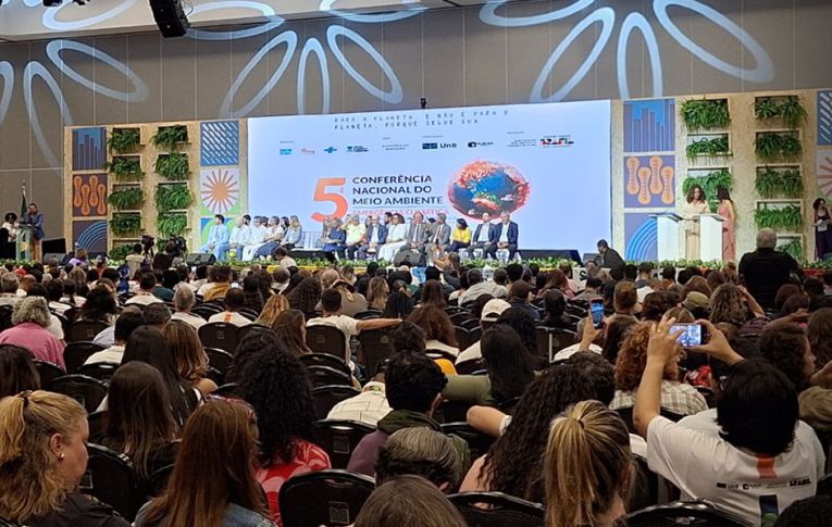 Conferência Nacional do Meio Ambiente aprova 100 propostas para enfrentar emergência climática