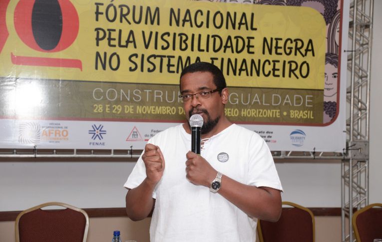 Fórum debate direito à vida e a violência contra a mulher negra