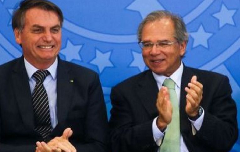 Propostas de Bolsonaro para bancar Renda Cidadã ameaçam direitos de trabalhadores e idosos