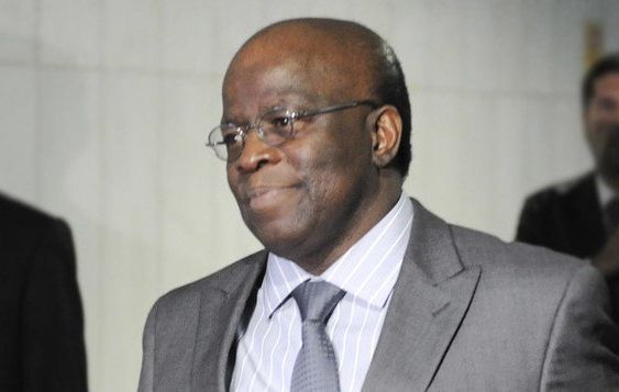 'Temo que haja espaço para um golpe militar', diz Joaquim Barbosa