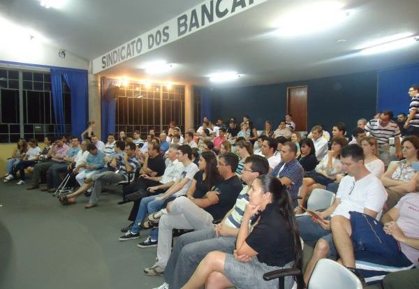 assembleia de deflagração de greve