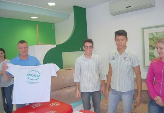 Entrega de camisetas da 12º Caminhada Ecológica