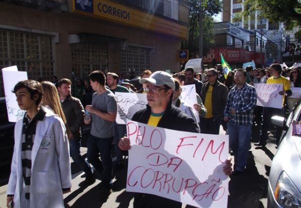 Manifestação Vem Pra Rua Guarapuava