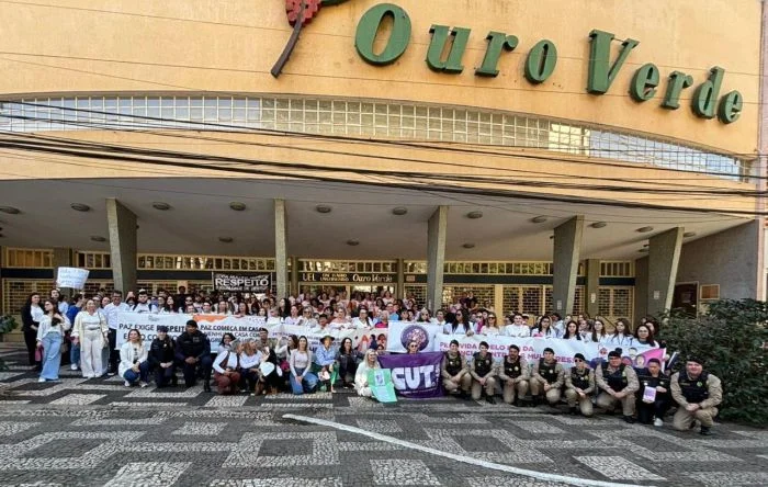 3ª Caminhada do Meio-Dia movimenta mulheres no Paraná na luta contra feminicídio 