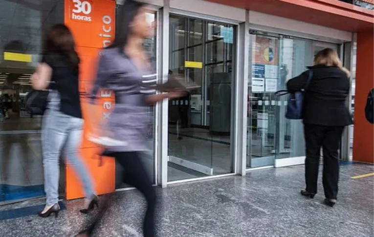 Bancos apertam o cerco contra contas ligadas a bets ilegais e movimentações suspeitas