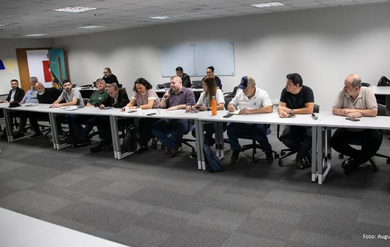 Caixa encerra negociações sobre caixas e tesoureiros