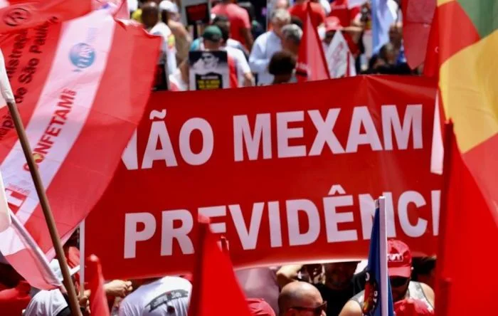 CUT e demais centrais vão a Brasília tratar da reforma da Previdência e MP 873