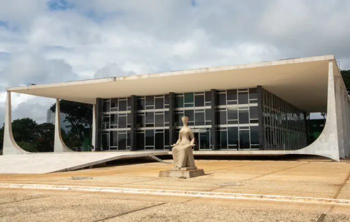 De 13º a férias, veja o que o trabalhador perderá com pejotização irrestrita 