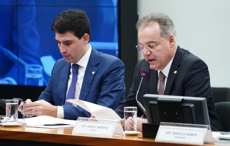 Diap: substitutivo à PEC 6: mantém, aperfeiçoa, retrocede e inova