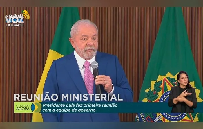 Lula pede compromisso com geração de bons empregos e seguridade ao trabalhador