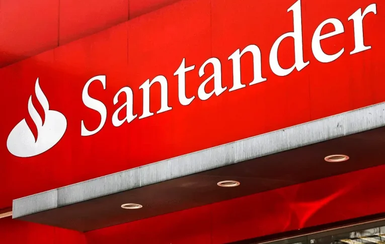 Negociações continuam com o Santander