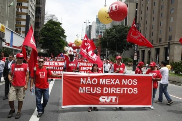 CUT e centrais voltam a se reunir com ministros do governo