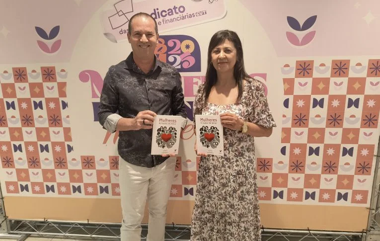 Sindicatos do Pactu participam de lançamento de livro em homenagem à ex-secretária da Fetec-PR
