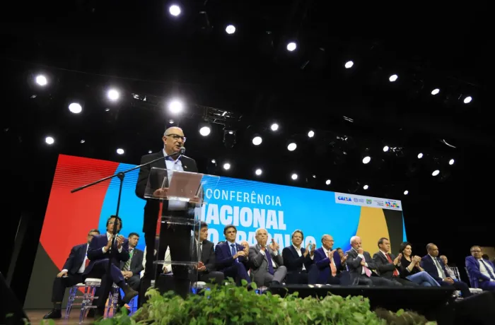 Sergio Nobre defende negociação coletiva e fim da escala 6x1 em evento com Lula 
