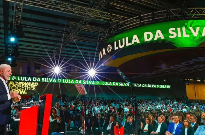 Forças progressistas globais lançam pacto mundial em defesa da democracia 