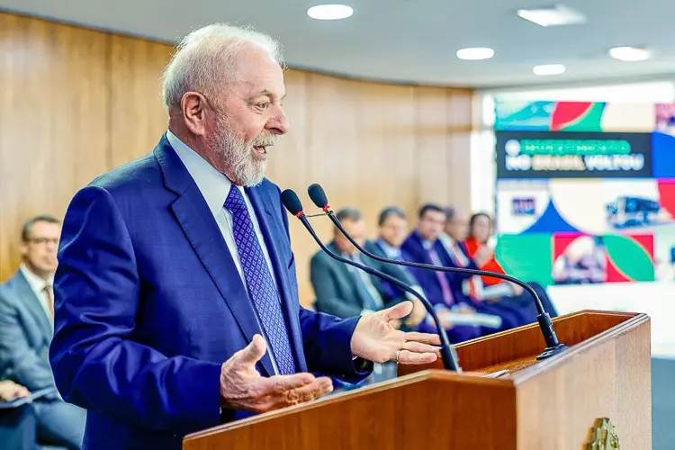 Bancos cogitam se unir a Lula por reação contra medida de Trump sobre PCC e CV